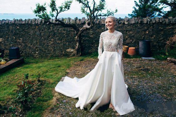 Modest Long Sleeve Wedding Dresses 2018 Split Lace Appliqued Open Backless Sweep Train Bohemian Bridal Gowns vestido de novia