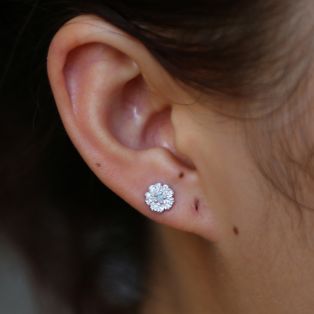 100% 925 sterling silver beautiful flower stud earring for girl female gift delicate dainty chrysanthemum flower paved cz opal stone stud