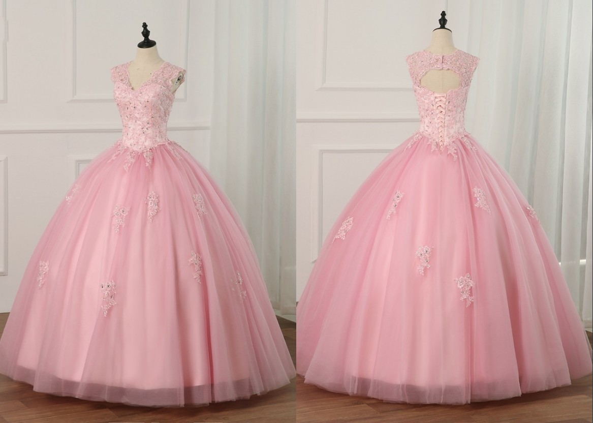 Vintage V neck Pink Quinceanera Dresses Prom Gowns Long Keyhole Back Corset Sweet 16 Dresses Lace Applique Vestidos 15 anos, Champagne
Vintage V neck Pink Quinceanera Dresses Prom Gowns Long Keyhole Back Corset Sweet 16 Dresses Lace Applique Vestidos 15 anos, Champagne