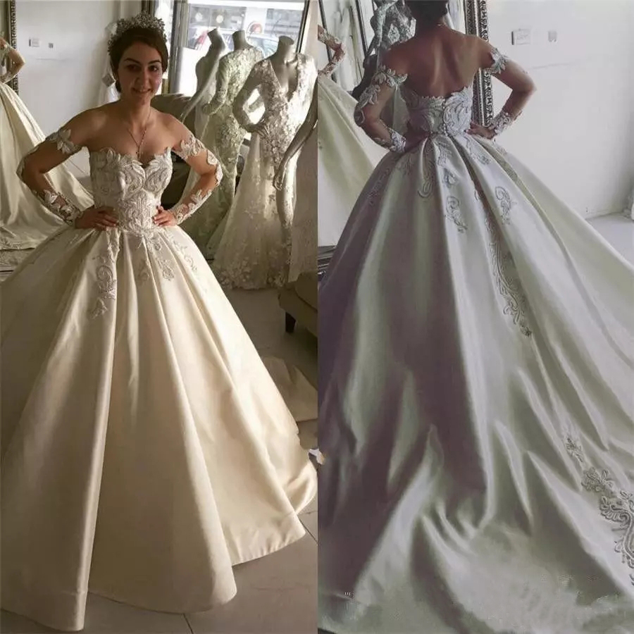 Custom Long Sleeves Ball Gown Lace Wedding Dresses 2019 with Appliques Off Shoulder Backless Court Train Wedding Bridal Gowns, White
Custom Long Sleeves Ball Gown Lace Wedding Dresses 2019 with Appliques Off Shoulder Backless Court Train Wedding Bridal Gowns, White