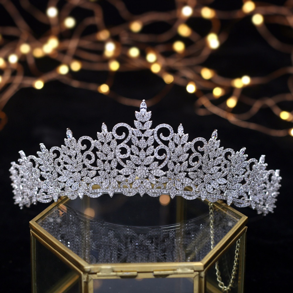 Amazing Queen zircon Tiara Vintage Headpiece Wedding Crowns Bridal Hair Jewelry Tocado Novia Wedding Hair Accessories