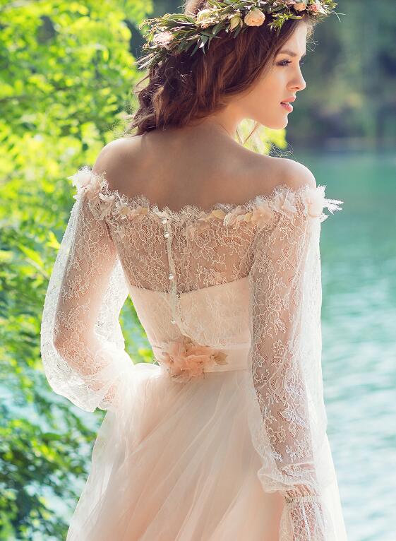 2018 Fall Lace Long Sleeves Wedding Dress With Off Shoulder Floral Applique Beads Tulle Bridal Gowns Customized Cheap Wedding Dresses B.N
