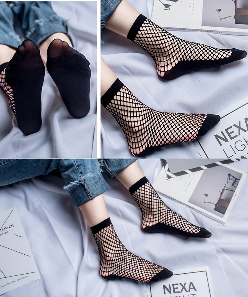 2017 2pair/lot Hot Punk Women Girls Sexy Black Hollow Out Breathable Mesh Fishnet Socks Female Gothic Stretchable Short Hosiery Ankle Socks
2017 2pair/lot Hot Punk Women Girls Sexy Black Hollow Out Breathable Mesh Fishnet Socks Female Gothic Stretchable Short Hosiery Ankle Socks