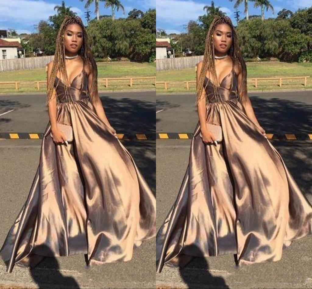 Latest V-neck Prom Dresses Sleeveless A-Line Taffeta Formal Evening Dresses 2018 Garden Evening Gowns Custom Made, Gray
Latest V-neck Prom Dresses Sleeveless A-Line Taffeta Formal Evening Dresses 2018 Garden Evening Gowns Custom Made, Gray