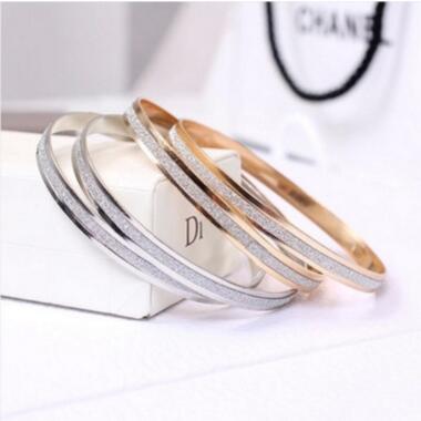 Fashion Women Matte Rose Gold Bangle 18K Gold & Silver Plated Double Ring Bangles Women Lady matte Bracelets
Fashion Women Matte Rose Gold Bangle 18K Gold & Silver Plated Double Ring Bangles Women Lady matte Bracelets