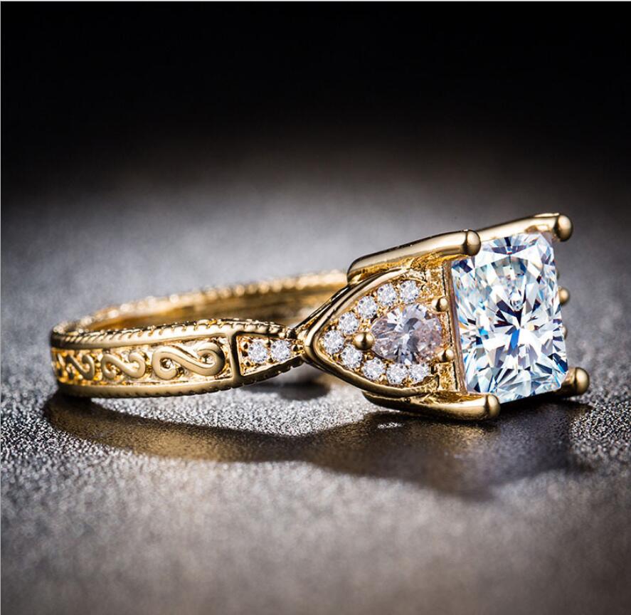 Vintage Fashion Jewelry 925 Sterling Silver&Gold Filled Princess Cut White Topaz CZ Diamond Party Micro Zirconia Wedding Women Band Ring