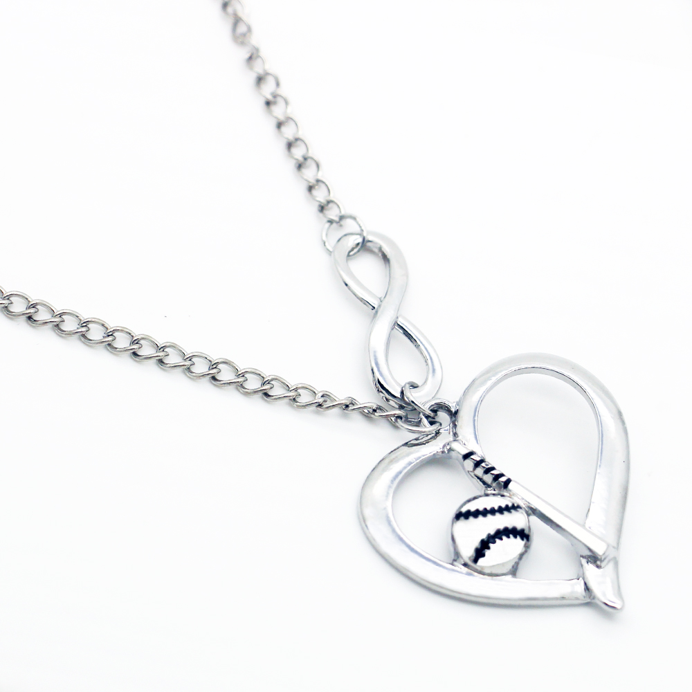 2018 Peach Heart Softball Baseball Alloy Pendant Gives Father a Jewelry Necklace free shipping
2018 Peach Heart Softball Baseball Alloy Pendant Gives Father a Jewelry Necklace free shipping
