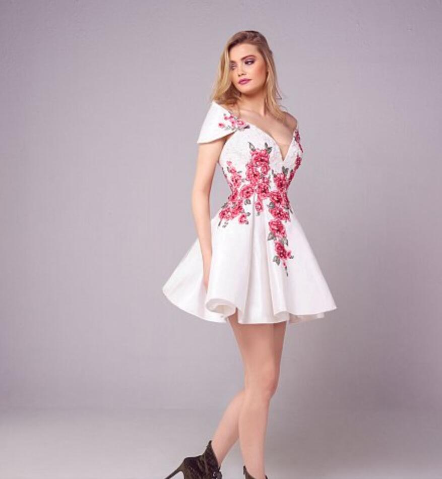 White Cocktail Dresses With Red Lace Applique Satin Deep V Neck Short Part Dress Evening Wear Cheap Evening Gowns Club Wear