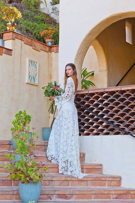 Beach Bohemian Cheap Full Lace Dresses V Neck Backless Long Sleeves Sweep Train Wedding Dress Bridal Gowns Boho Custom Made