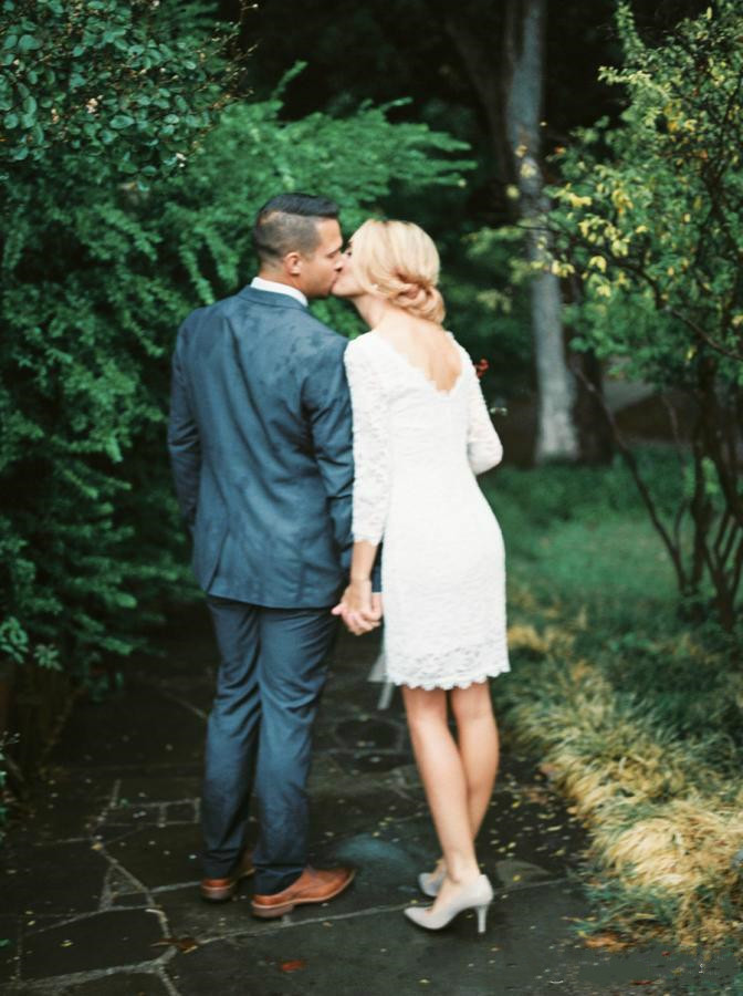 Cheap Full Sexy Lace Sheath Dresses Scoop Neck 3/4 Sleeves Mini Short Above Knee Length Wedding Dress Bridal Gowns Custom Made