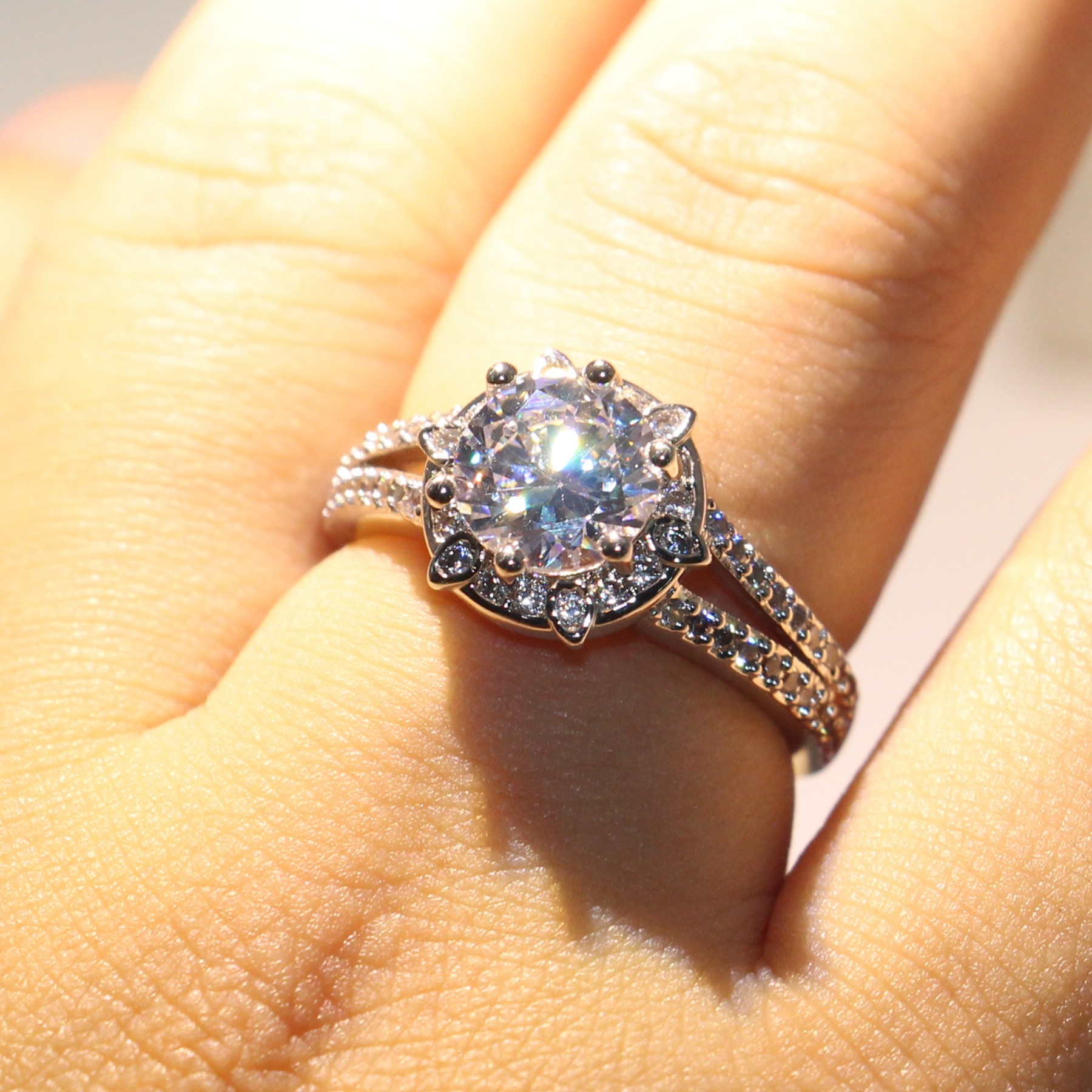 Victroia Wieck Luxury Jewelry Angle Wings 925 Sterling Silver Round Cut White Topaz CZ Diamond Party Women Wedding Band Ring For Lovers Gift