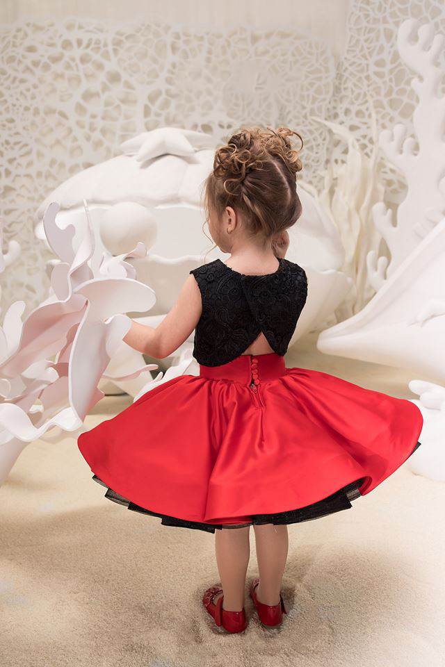 Two Piece of Little Grils Party Dresses Black Lace Top and Red Satin Skirt Cute Kids Formal Wear Birthday Dress Girl's Pageant Dresses