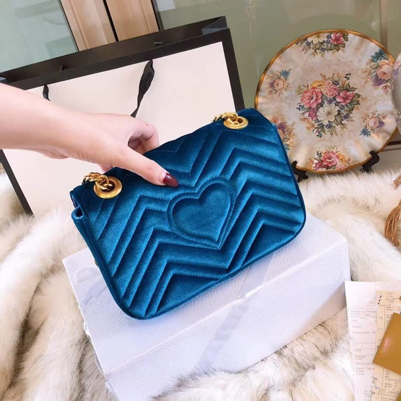 freeship Autumn And Winter stlye Most popul luxury handbags women bags designer small messenger bags feminina velvet girl bag small with box, Red
freeship Autumn And Winter stlye Most popul luxury handbags women bags designer small messenger bags feminina velvet girl bag small with box, Red