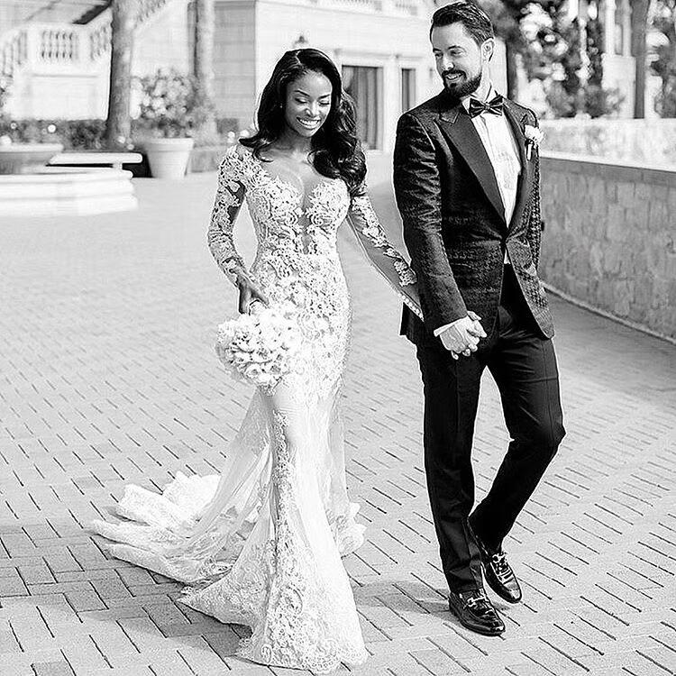 2019 African Mermaid Wedding DressesSheer Jewel Neck Lace Appliques Sweep Train Beach Wedding Dresses Long Sleeve Boho Bridal Gowns Cheap