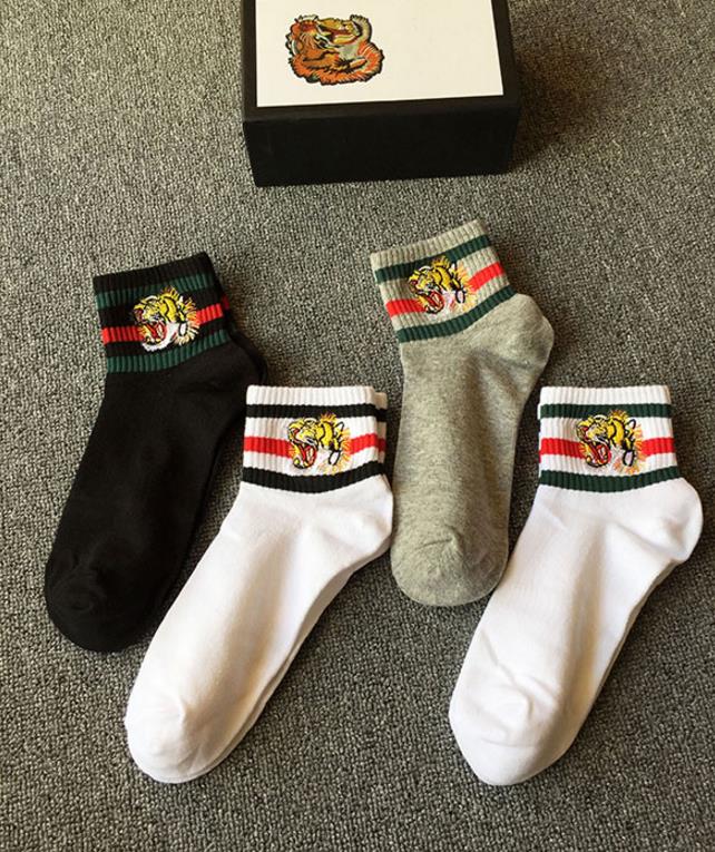 New Embroidery tiger head Socks for Men And Women Fashion Brand Antibacterial Deodorant Cotton Unisex Socks Sport Socks, 4 colors in 1 box
New Embroidery tiger head Socks for Men And Women Fashion Brand Antibacterial Deodorant Cotton Unisex Socks Sport Socks, 4 colors in 1 box