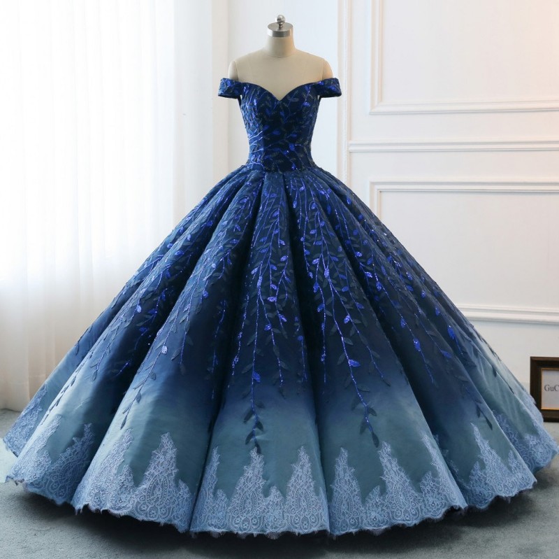 Luxury Ball Gown Ombre Dark Navy Prom Dresses Off The Shoulder Lace Appliqued Formal Evening Gowns Custom Made Beads Party Dress