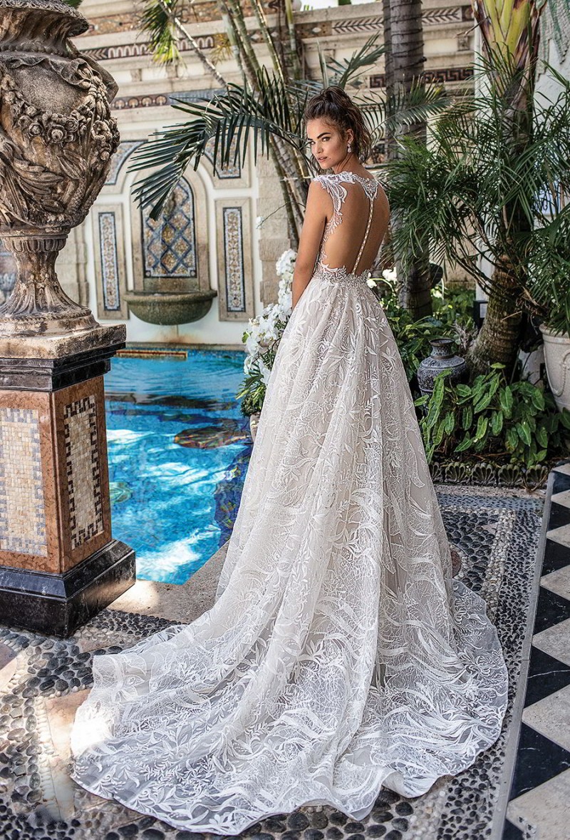 Berta Newest Wedding Dress Sexy Illusion Lace Beads Design Covered Button Backless Sweep Train Bridal Gowns Custom Made Robes De Marie