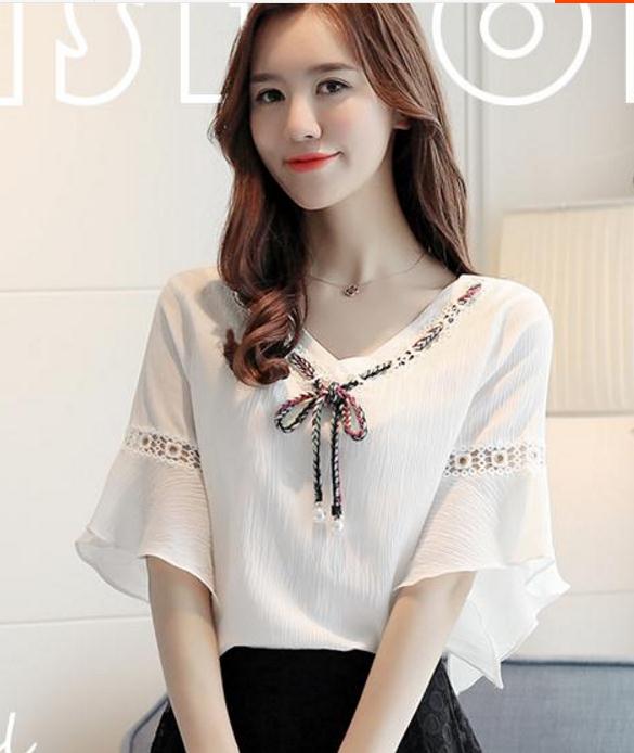 Chiffon shirts short sleeves 2018 summer women's wear new style Korean loose and comfortable horn sleeve shirt
