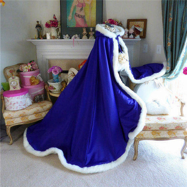 Outdoor Cape Cloak Winter Bridal Cloak Faux Fur Wedding Wraps Jackets Hooded For Winter Weddings Bridal Cloaks Wedding Guest Gowns
