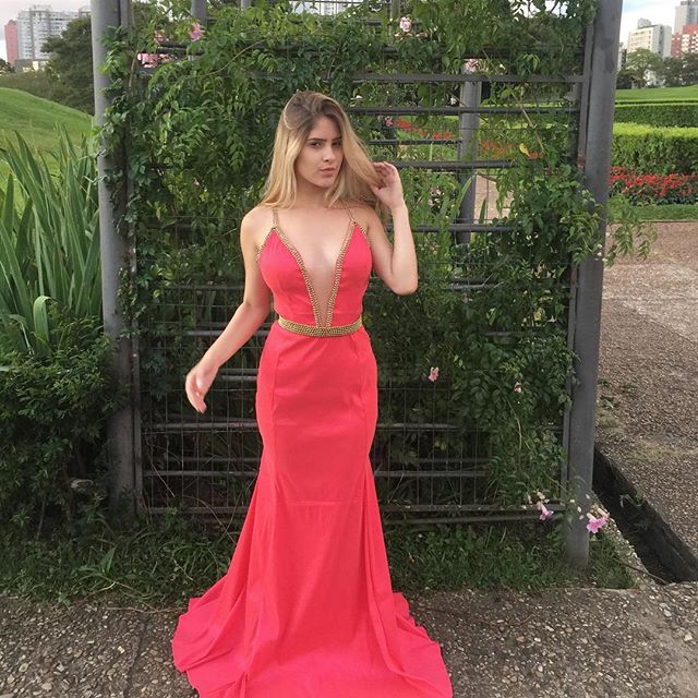 Mermaid Formal Evening Dresses with Gold Beaded Spaghetti Straps Evening Gowns Deep V Front Sexy Evening Party Dresses Girls Prom Dress Long, Purple
Mermaid Formal Evening Dresses with Gold Beaded Spaghetti Straps Evening Gowns Deep V Front Sexy Evening Party Dresses Girls Prom Dress Long, Purple