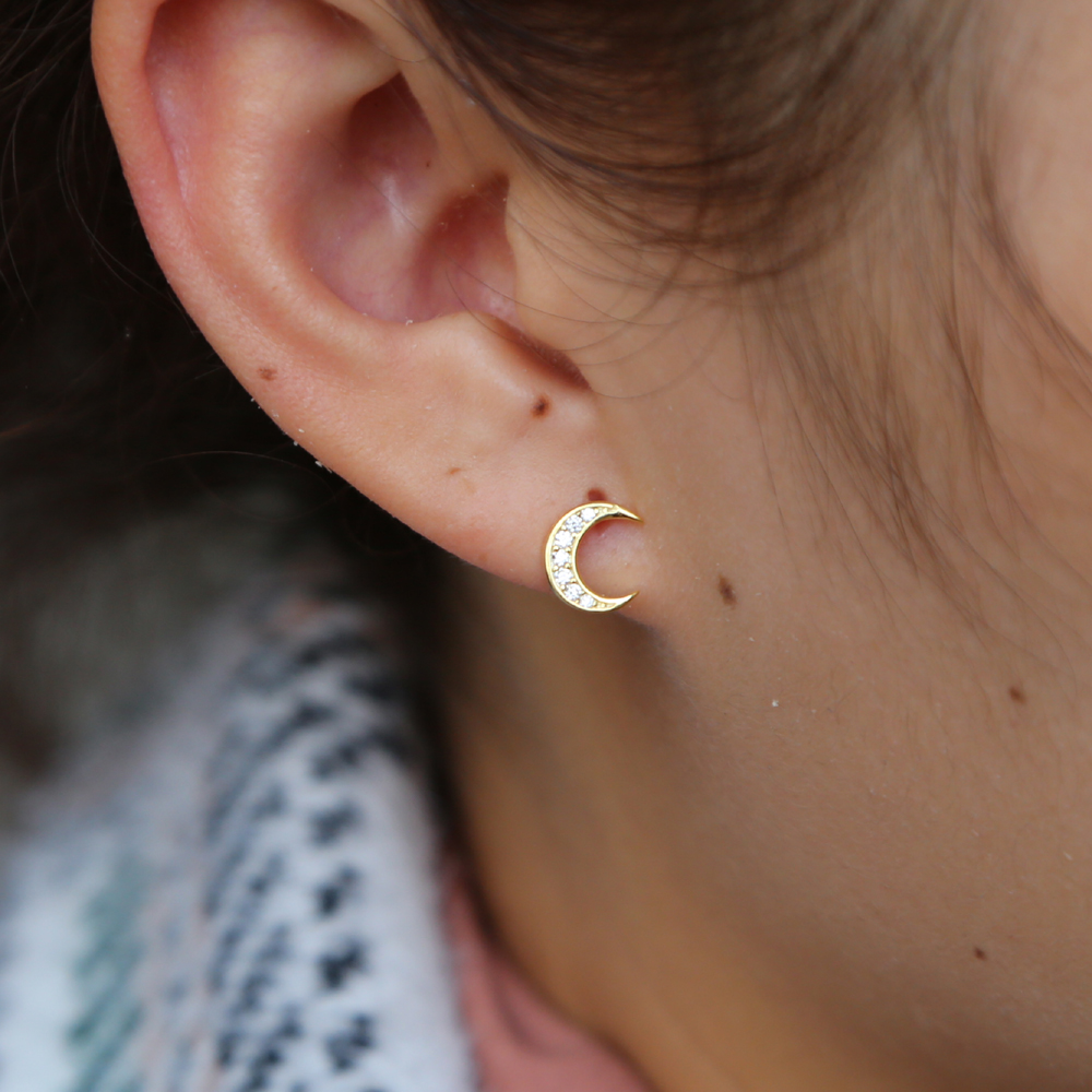 Christmas gift cute silver moon stud earring paved clear cubic zirconia cz stone lovely sweet small crescent moon stud for girl