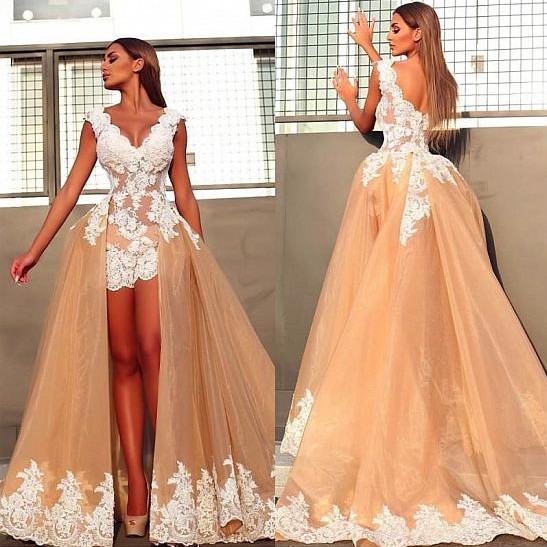 Vintage Wedding Dresses With Detachable Train V Neck White Lace Applique Mini Hi Lo Short Bridal Gowns, Pink
Vintage Wedding Dresses With Detachable Train V Neck White Lace Applique Mini Hi Lo Short Bridal Gowns, Pink