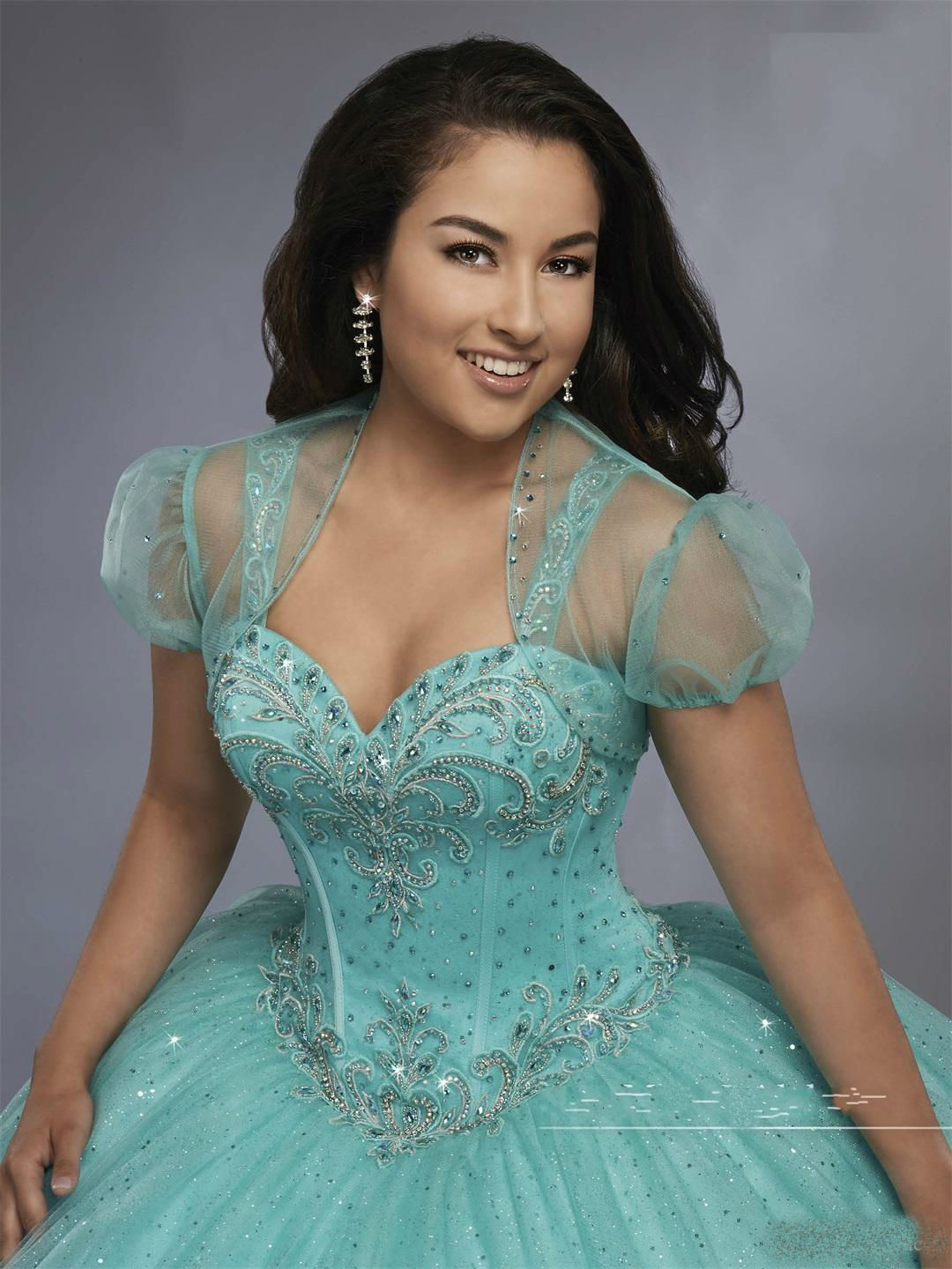 Vintage Ball Gown Prom Dresses 2019 Plus Size Lace Sequins Sweet 16 Quinceanera Dresses robes de soirée