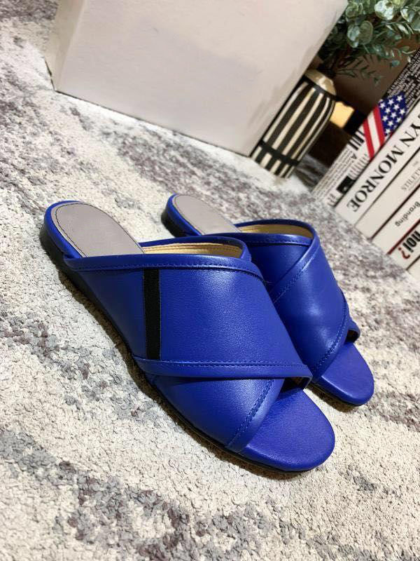 2019ss womens fashion blue white red black Crossover Flat Sandals girls causal leather slippers size euro 35-40
2019ss womens fashion blue white red black Crossover Flat Sandals girls causal leather slippers size euro 35-40