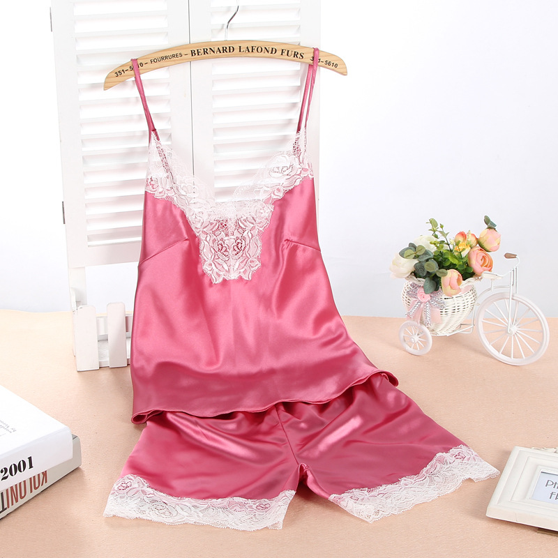 New 2019 Women' Pajamas Set V-neck Rayon Silk Spaghetti Strap Top Lace Pathwork Backless Sexy Sleepwear Tank Plus Shorts
New 2019 Women' Pajamas Set V-neck Rayon Silk Spaghetti Strap Top Lace Pathwork Backless Sexy Sleepwear Tank Plus Shorts