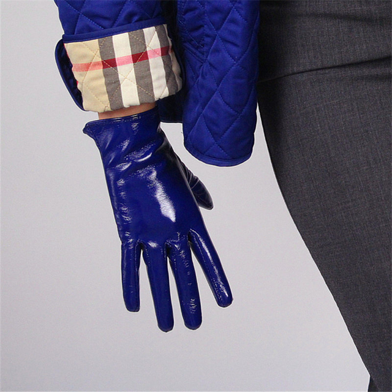 21cm Patent Leather Gloves Short Style Emulation Leather Mirror Bright Royal Blue Dark Blue Cobalt Blue Touchscreen Black WPU93
21cm Patent Leather Gloves Short Style Emulation Leather Mirror Bright Royal Blue Dark Blue Cobalt Blue Touchscreen Black WPU93