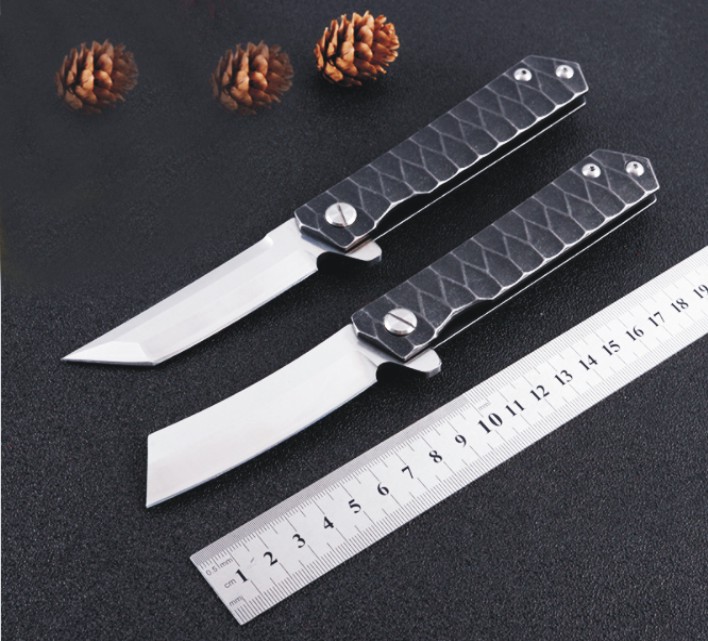 Folding Knife Kwaiken Ball Bearing Flipper tactics survival knives tanto D2 blade Japan razor style outdoor EDC Pocket Tools
Folding Knife Kwaiken Ball Bearing Flipper tactics survival knives tanto D2 blade Japan razor style outdoor EDC Pocket Tools