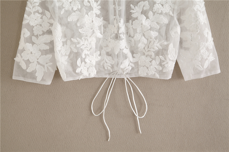 Fairy Ivory Bridal Boleros tulle Applique Short Wedding Accessories Bridal Jackets New Arrival Free Shipping Lace-up Back