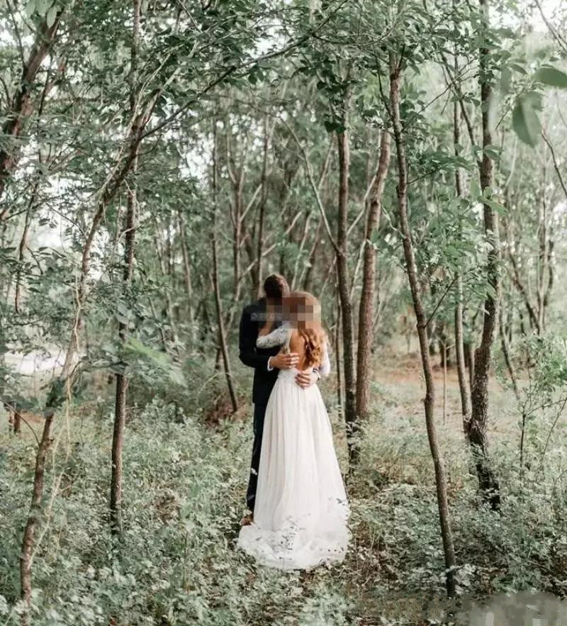 Vintage Backless Wedding Dresses Forest Sheath Long Sleeves Country Bridal Gowns V Neck Lace Chiffon Cheap Bohemian Plus Size Wedding Dress