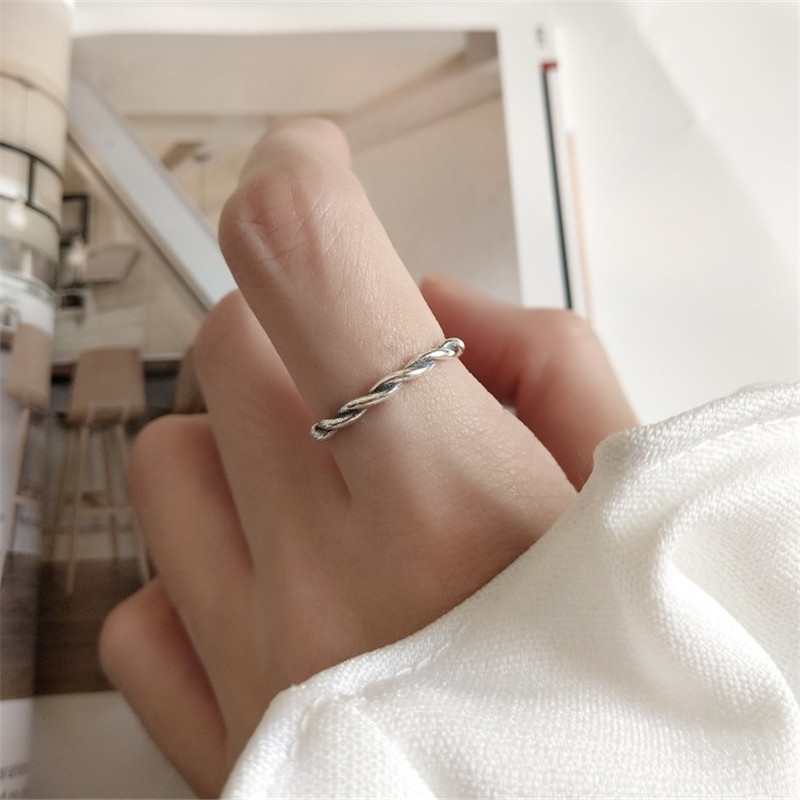 Authetic 925 Sterling Silver Twist Woven Rings For Girls Students Vintage Silver Open Size Finger Ring Lovers Gifts
Authetic 925 Sterling Silver Twist Woven Rings For Girls Students Vintage Silver Open Size Finger Ring Lovers Gifts