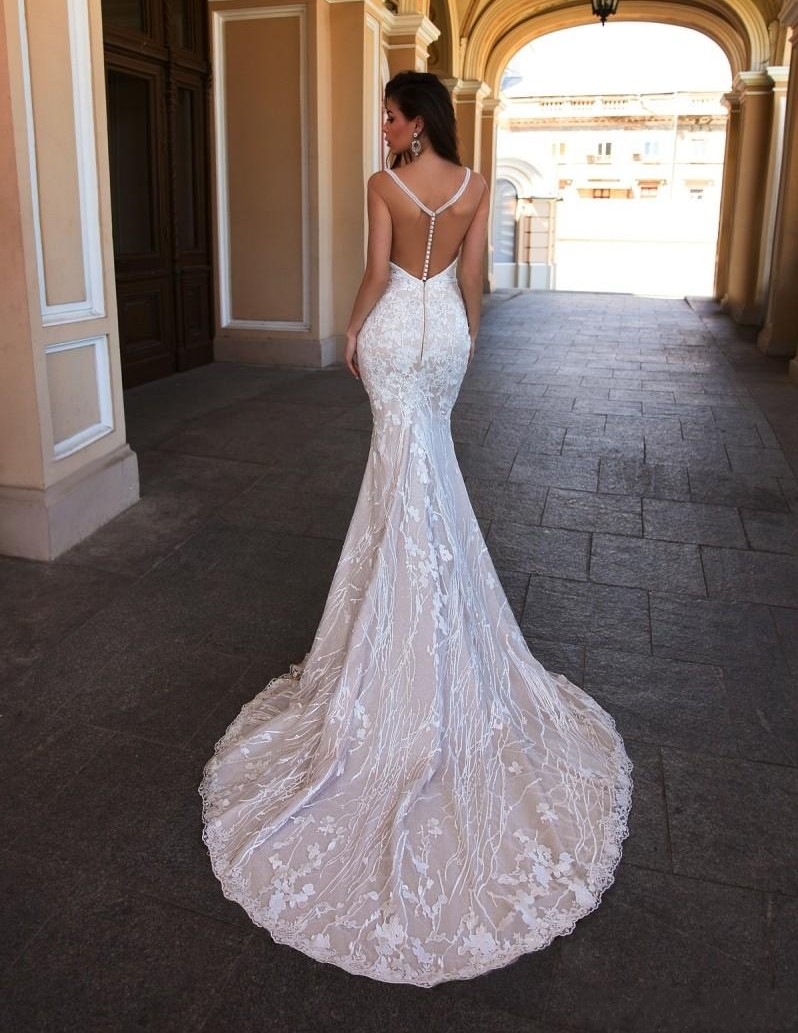 Lace Stunning Mermaid Backless Wedding Dresses Sheer Plunging Neck Sleeveless Bridal Gowns Sweep Train Tulle Trumpet Robe De Marie