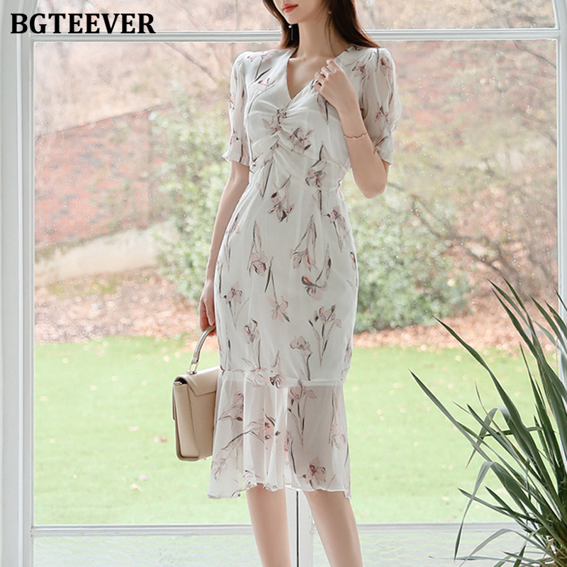 BGTEEVER 2020 Summer V-neck Print Female Dress Short Sleeve Slim Vestidos Women Dress Lace-up Casual Bodycon Femme, Picture color
BGTEEVER 2020 Summer V-neck Print Female Dress Short Sleeve Slim Vestidos Women Dress Lace-up Casual Bodycon Femme, Picture color