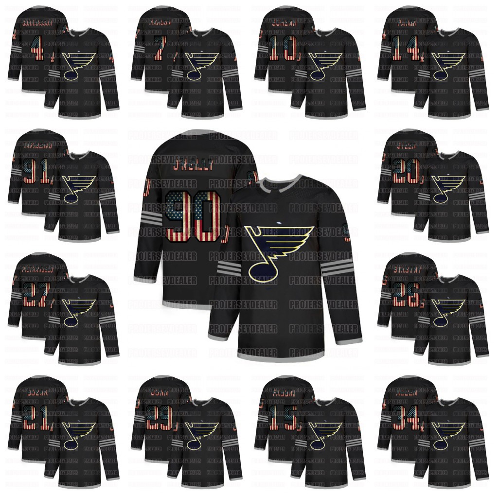 90 Ryan O'Reilly 2020 St. Louis Blues American Flag Jersey Vladimir Tarasenko Binnington Alex Pietrangelo Brayden Schenn Schwartz, Black;red
90 Ryan O'Reilly 2020 St. Louis Blues American Flag Jersey Vladimir Tarasenko Binnington Alex Pietrangelo Brayden Schenn Schwartz, Black;red