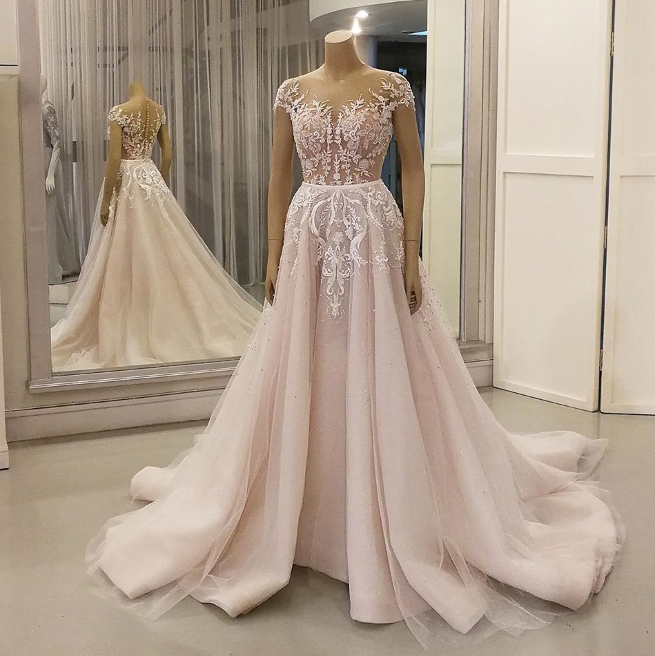 A Amazing E Beaded Lace Wedding Dresses Sheer Jewel Neck Appliqued Covered Button Back Bridal Gowns Sweep Train Tulle Robes De Mari E
