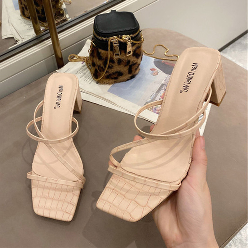 2020 New Women Slipper Square High Heels Fashion Summer Slides Narrow Band Sandals Ladies Shoes Elegant Women Shoes Plus Size 41, White
2020 New Women Slipper Square High Heels Fashion Summer Slides Narrow Band Sandals Ladies Shoes Elegant Women Shoes Plus Size 41, White