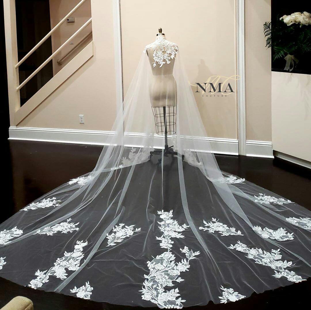 New Arrival Bridal Veils Cathedral Length Lace Appliques Wedding Wraps Custom Made High Collar Sleeveless Bridal Cape, White
New Arrival Bridal Veils Cathedral Length Lace Appliques Wedding Wraps Custom Made High Collar Sleeveless Bridal Cape, White