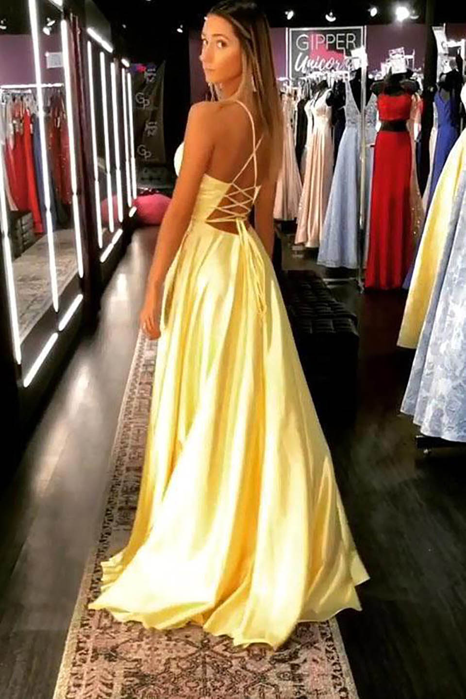 Sexy Slit V Neck Satin Yellow Evening Dresses Long A Line Cris-cross Back Prom Dresses Formal Party Gown Robe de soiree