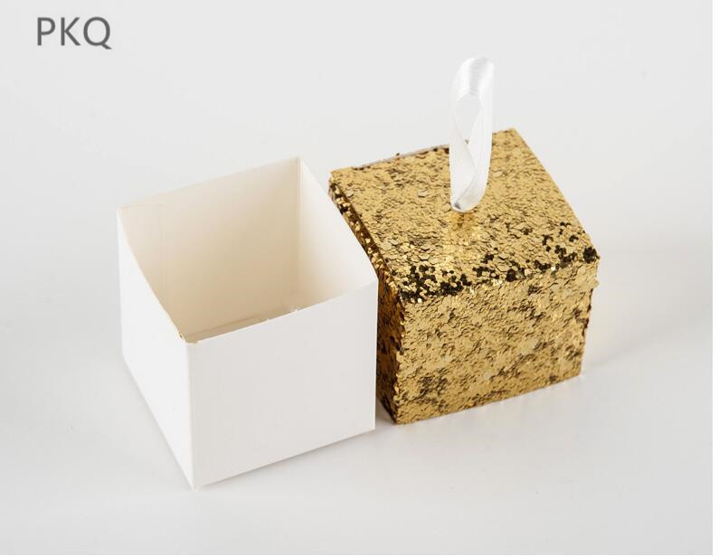 50pcs 5*5*5cm Creative Glitter Candy Box Glitters Gold Silver Favor Box wholesale Cookie pretty sweet Paper Packing
50pcs 5*5*5cm Creative Glitter Candy Box Glitters Gold Silver Favor Box wholesale Cookie pretty sweet Paper Packing