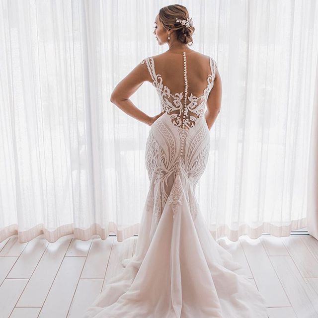 Plus Size Wedding Dresses Sheer Jewel Neck Lace Applique Cap Sleeve Mermaid Bridal Gowns Sweep Train Elegant Bridal Robe De Mariee
