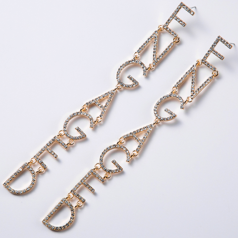 Bling Bling Letter ENGAGED Stud Earring Women Rhinestone Letter Long Tassel Earring Fashion Jewelry Accessories for Gift Party, Golden;silver
Bling Bling Letter ENGAGED Stud Earring Women Rhinestone Letter Long Tassel Earring Fashion Jewelry Accessories for Gift Party, Golden;silver
