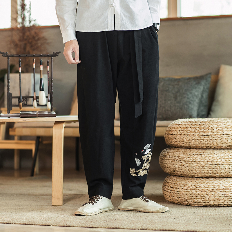 Januarysnow Men Embroidery Chinese Style Harem Pants Mens Spring Loose Trousers Male Oversize Vintage Casual Pants 5XL, Khaki
Januarysnow Men Embroidery Chinese Style Harem Pants Mens Spring Loose Trousers Male Oversize Vintage Casual Pants 5XL, Khaki