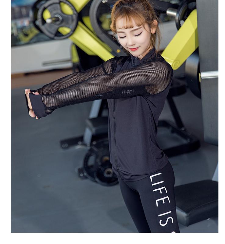 The New 2020 Women' Running Shirt Long Sleeve Sport Top Shirt Mesh Breathable Fitness Clothing Yoga TOP Coat Sports Jerseys, Black
The New 2020 Women' Running Shirt Long Sleeve Sport Top Shirt Mesh Breathable Fitness Clothing Yoga TOP Coat Sports Jerseys, Black