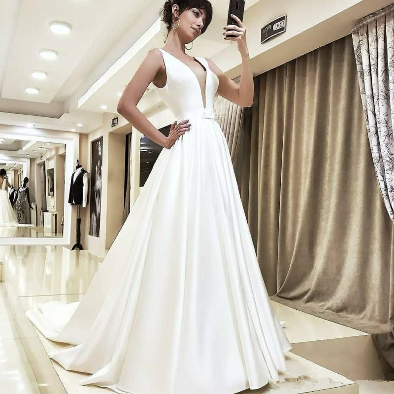 Romantic Fairy Princess Wedding Dresses Classic A-Line Satin Sweep Train Bridal Dress Sexy Deep V-neck Sleeveless Wedding Gowns B103, Pink
Romantic Fairy Princess Wedding Dresses Classic A-Line Satin Sweep Train Bridal Dress Sexy Deep V-neck Sleeveless Wedding Gowns B103, Pink