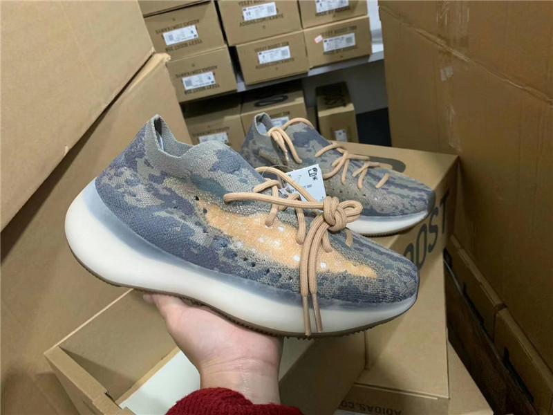 380 Mist Reflective Alien Designer Running Shoes Men Women Stark White Citrin V3 Sports Shoes Sneakers Chaussures With Box
380 Mist Reflective Alien Designer Running Shoes Men Women Stark White Citrin V3 Sports Shoes Sneakers Chaussures With Box