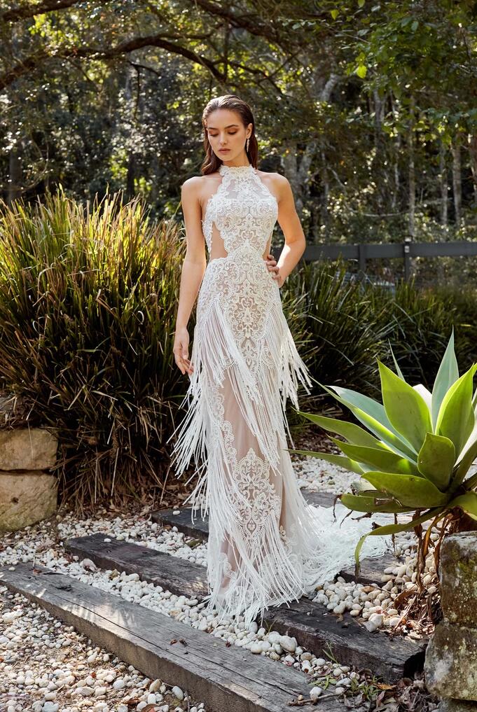 Fashion Tassel Mermaid Dresses Illusion Bodice Lace Appliqued Sweep Train Button Back Beach Wedding Dress Plus Size Bridal Gowns