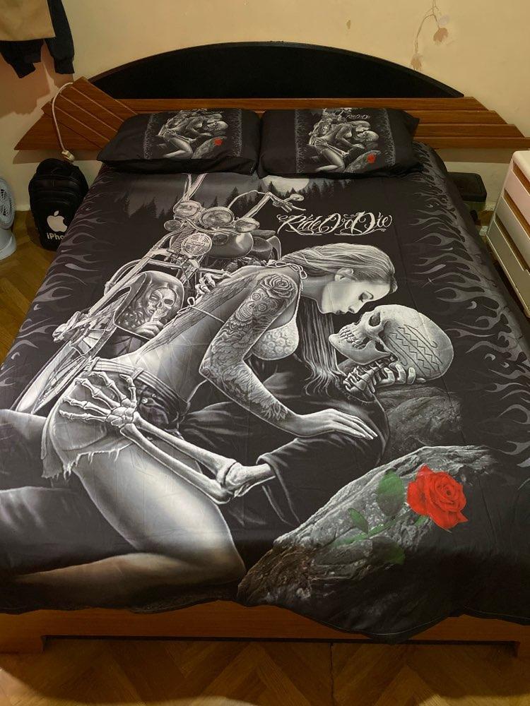Gothic Skull Bedding Set Full Queen King Double Sizes Duvet Cover with Pillow Cases Rider Girl Bed Linens Set, Black
Gothic Skull Bedding Set Full Queen King Double Sizes Duvet Cover with Pillow Cases Rider Girl Bed Linens Set, Black